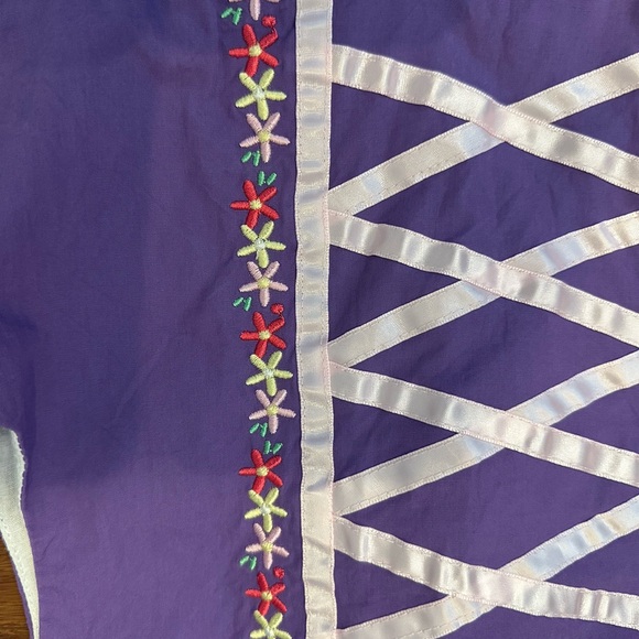 Only Little Once Peplum Size 8/10 Rapunzel with Lace and Embroidery - Picture 2 of 3